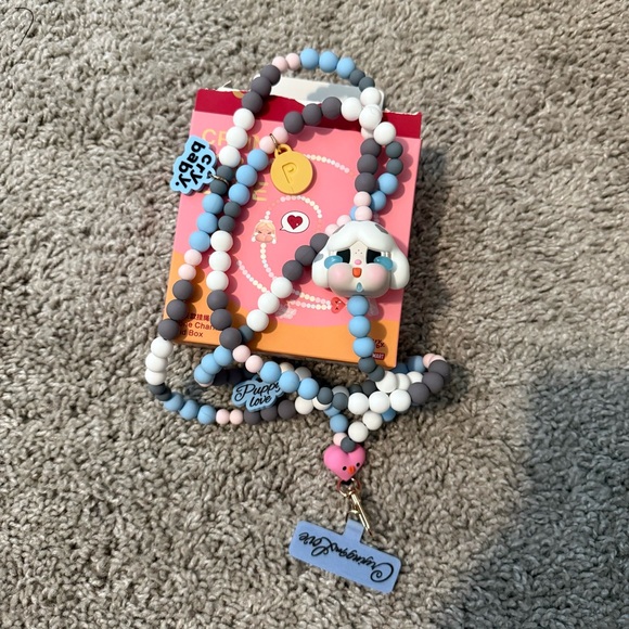 CRYBABY Crying For Love Series-Phone Charm PUPPY LOVE - Picture 1 of 7